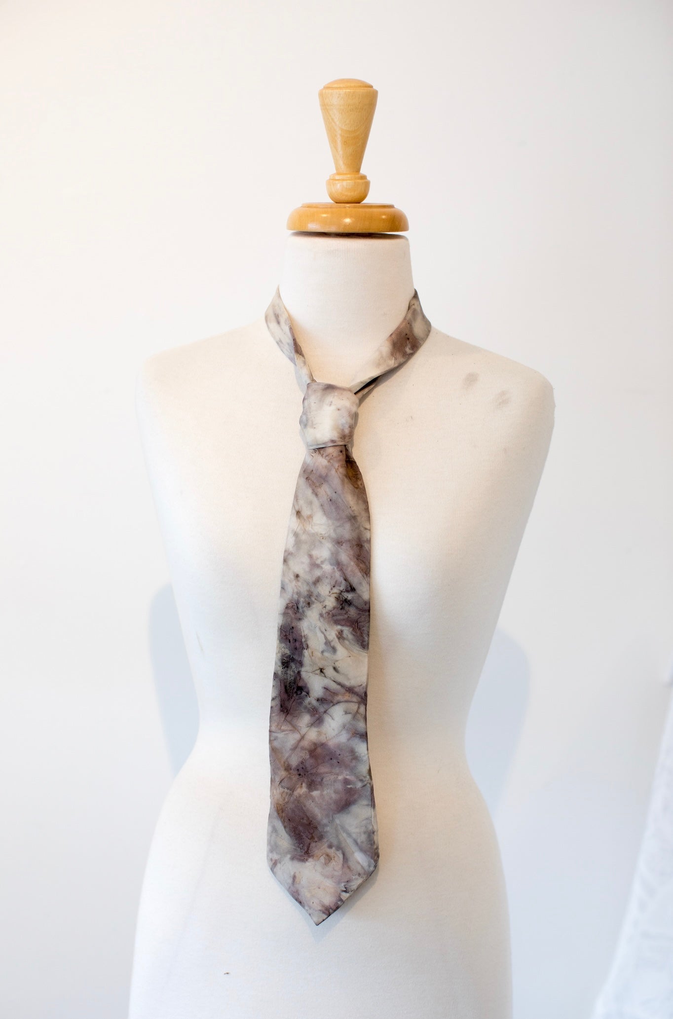 Debra Beale Silk Tie – Boomalli Shop